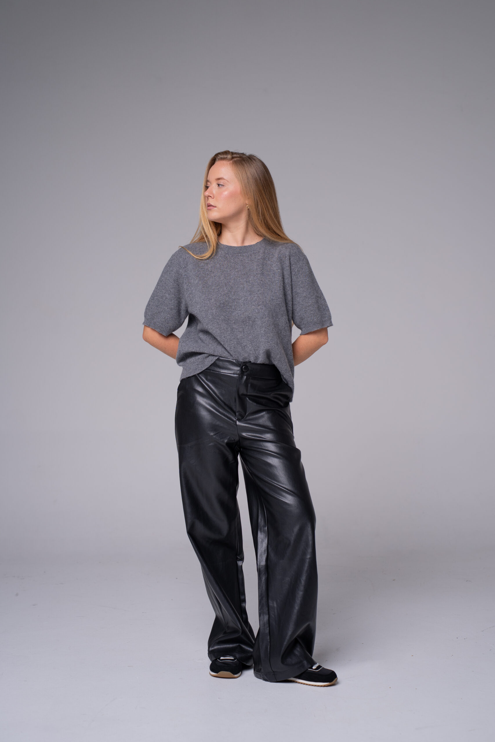 Pull manches courtes en laine mérinos – photo 1