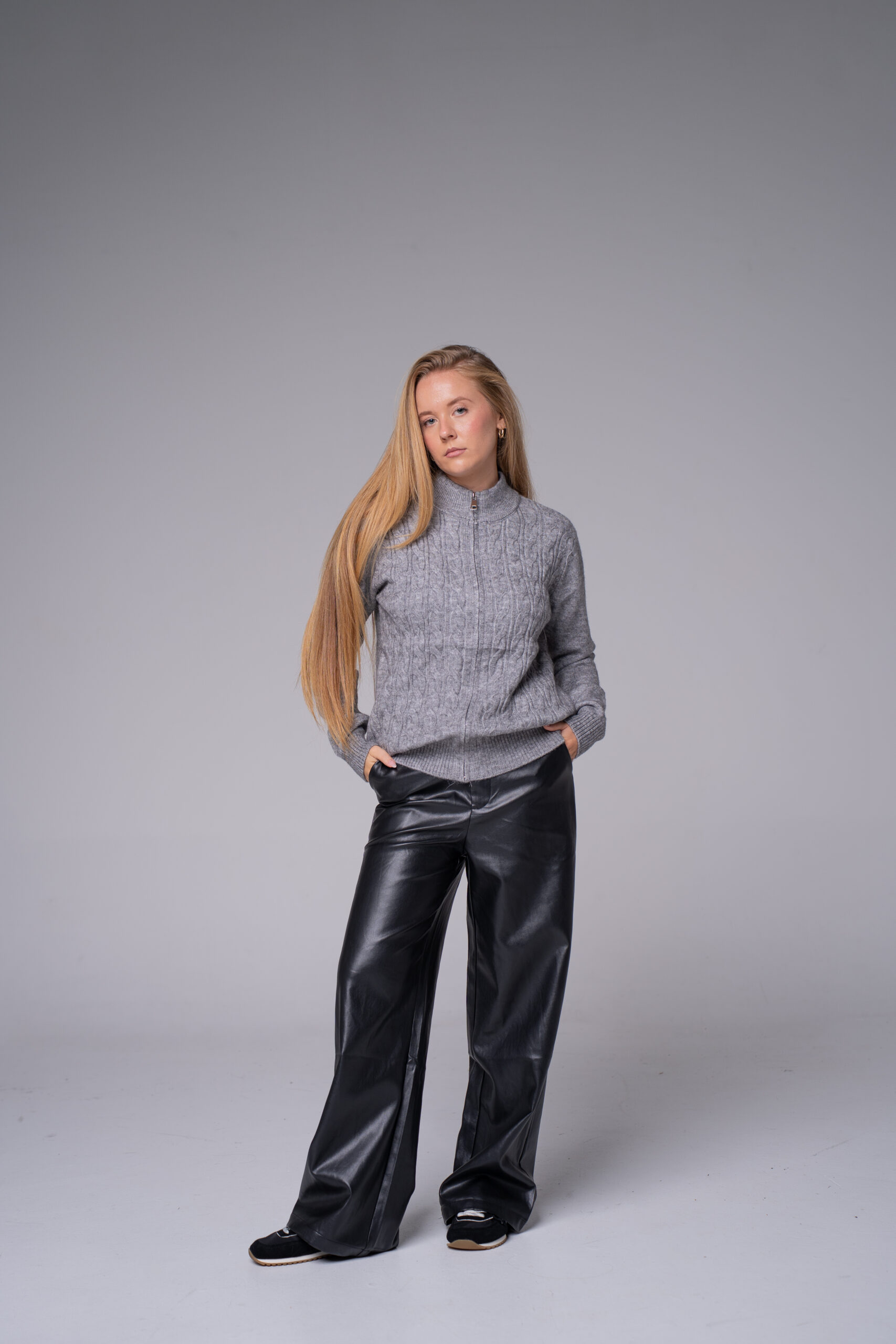 Gilet zippé en maille torsadée – photo 1